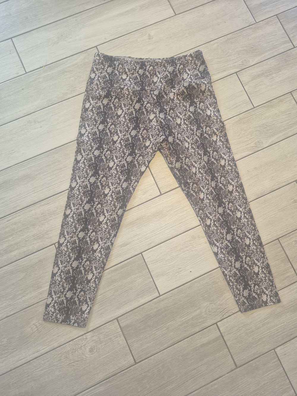 Girls' Snake-Print Leggings - Gray